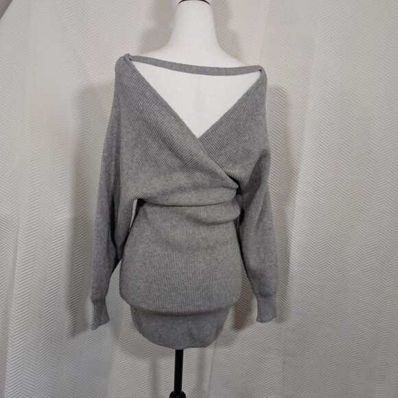 Selfie Leslie Mini Sweater Dress Gray Knit Batwing Sleeves Size Small - Picture 3 of 9
